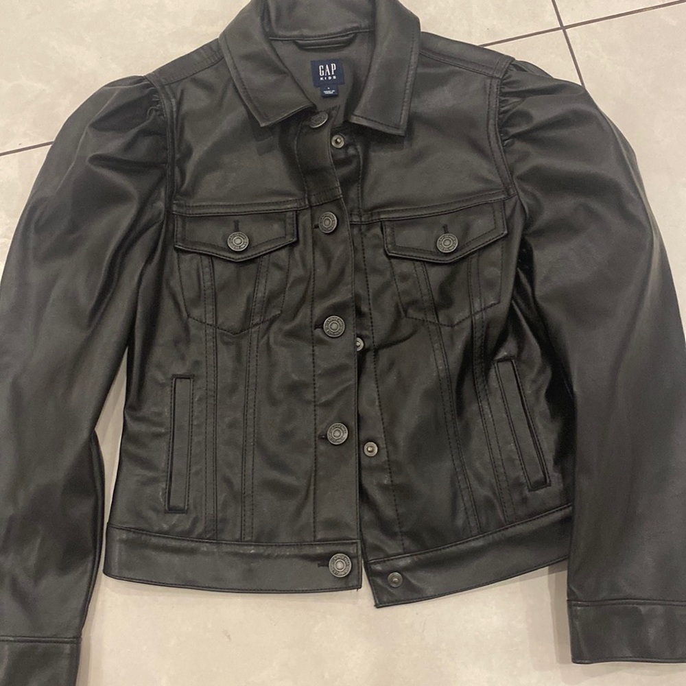 Gap faux leather bomber jacket with ruffled shoulders . Size large